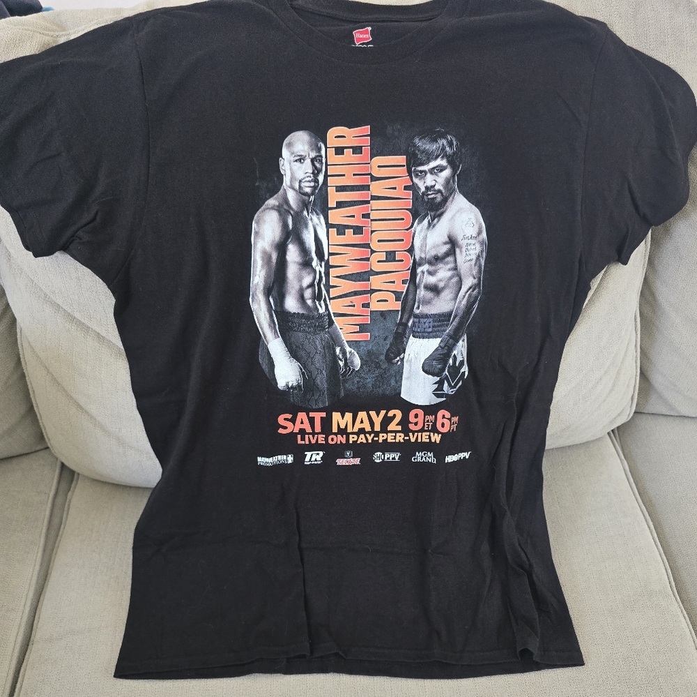 Black Mayweather vs. Pacquiao Graphic T-Shirt